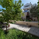 Anita Mit Grossem Balkon Und Meerblick By Interhome Apartment Trogir