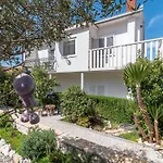 Anita Mit Grossem Balkon Und Meerblick By Interhome Apartment Trogir