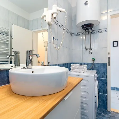 Apartamento Anita Mit Grossem Balkon Und Meerblick By Interhome *