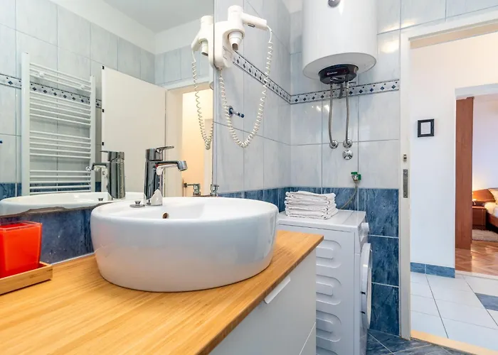 Apartment Anita Mit Grossem Balkon Und Meerblick By Interhome *