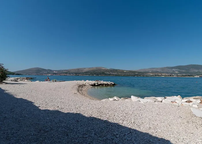 Apartment Anita Mit Grossem Balkon Und Meerblick By Interhome