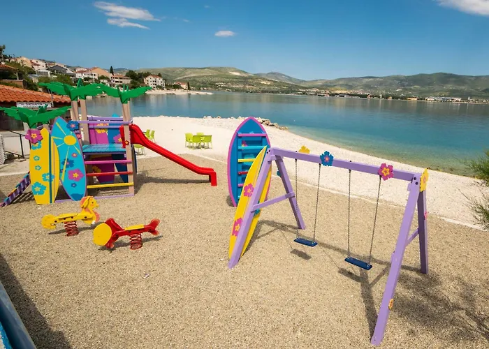 Apartment Anita Mit Grossem Balkon Und Meerblick By Interhome