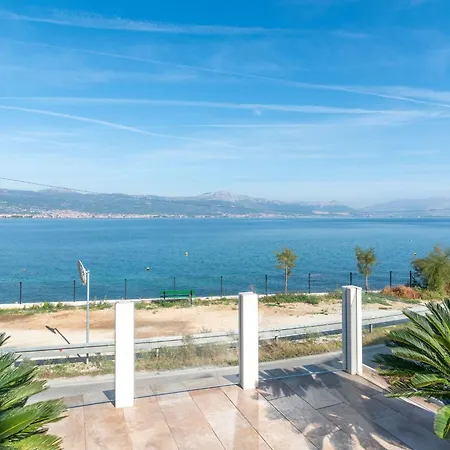 Anita Mit Grossem Balkon Und Meerblick By Interhome Apartamento Trogir